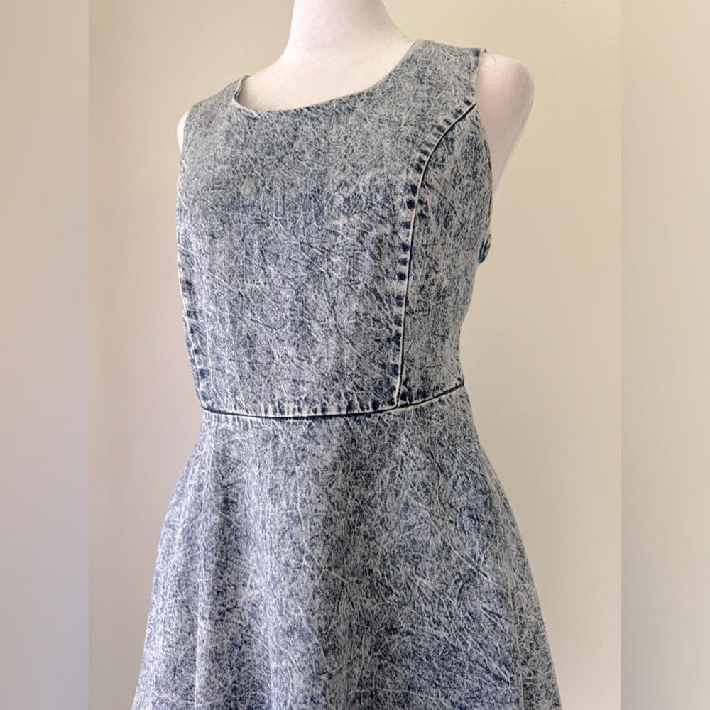 Vintage ‘00s 36 Point 5 Denim Fit & Flare Sleeveless Mini Dress - Picture 2 of 9